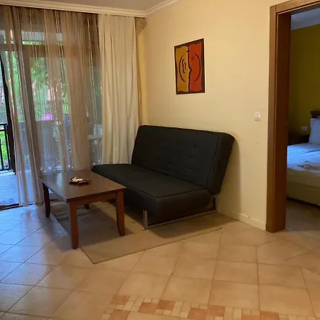 Apartment Lovely Santa Marina *